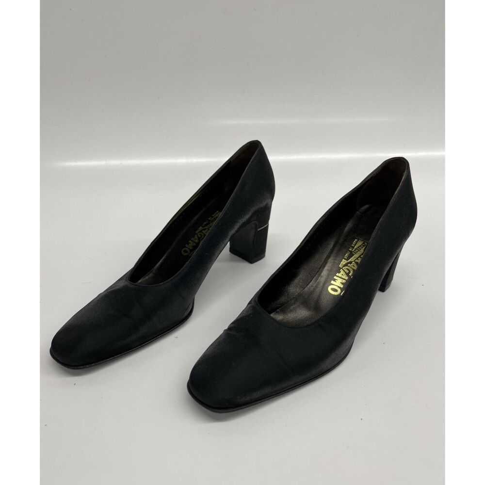 Vintage Salvatore Ferragamo Black Satin Heels Square-Toe Mid Block Pump 9.5AA